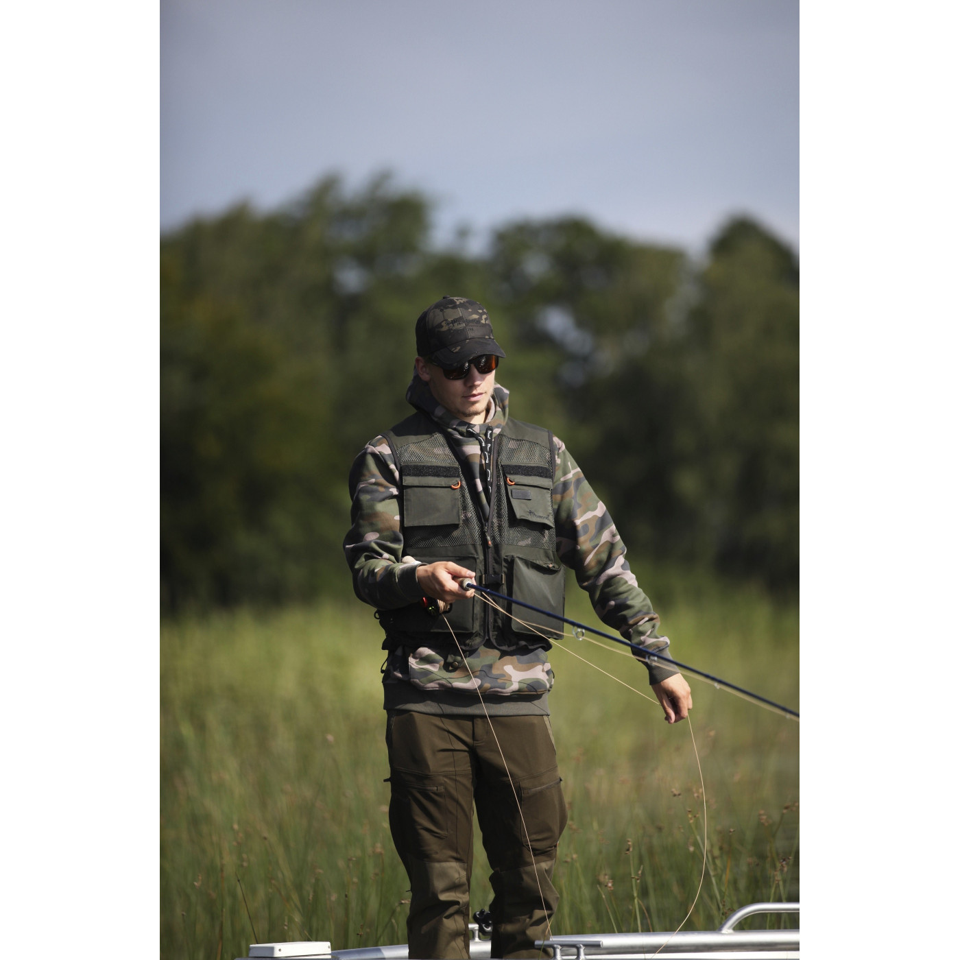 KAMIZELKA WĘDKARSKA PINEWOOD® - ACTIVE FISHING 5059