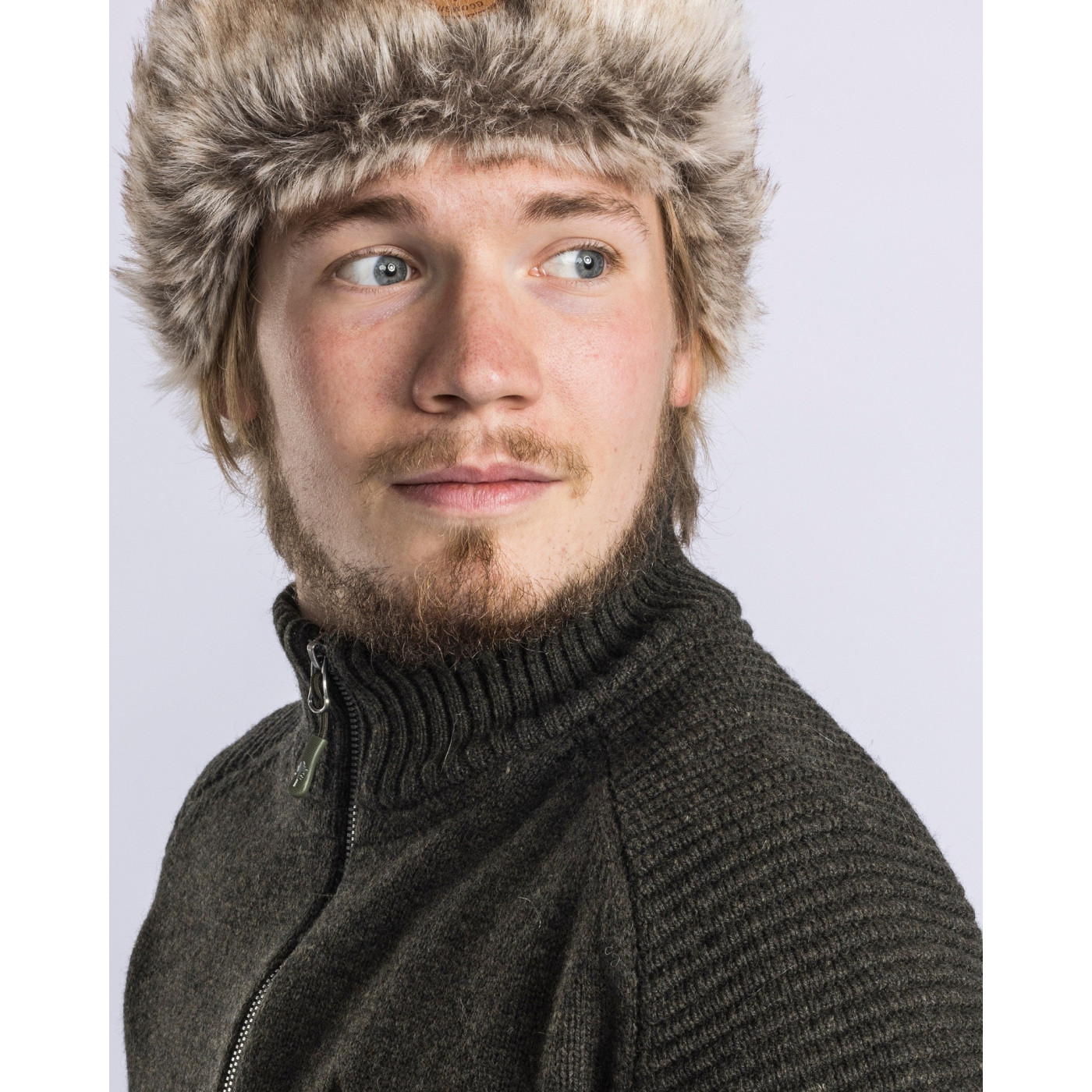 Sweter męski PINEWOOD Varnamo T-Neck 5106
