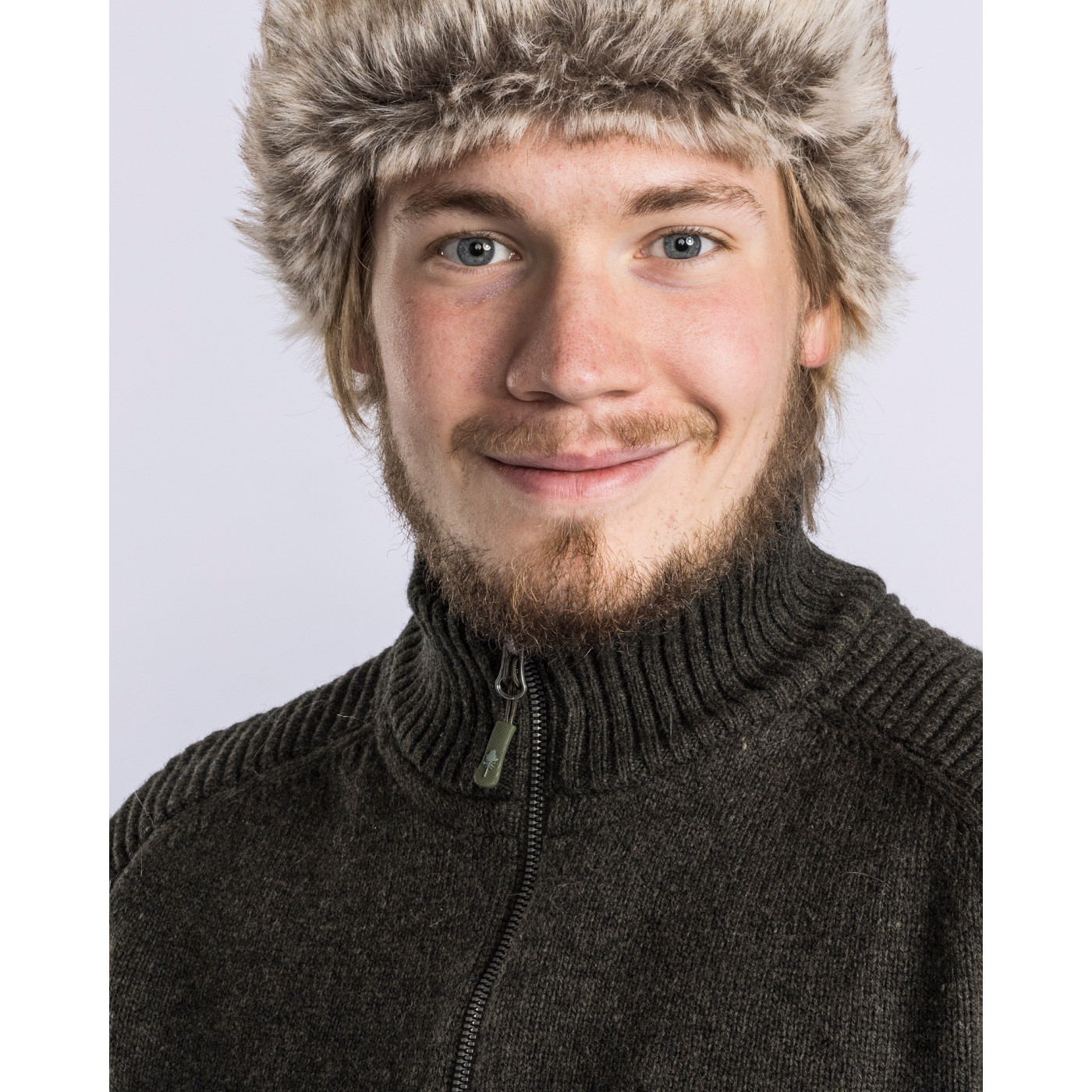 Sweter męski PINEWOOD Varnamo T-Neck 5106