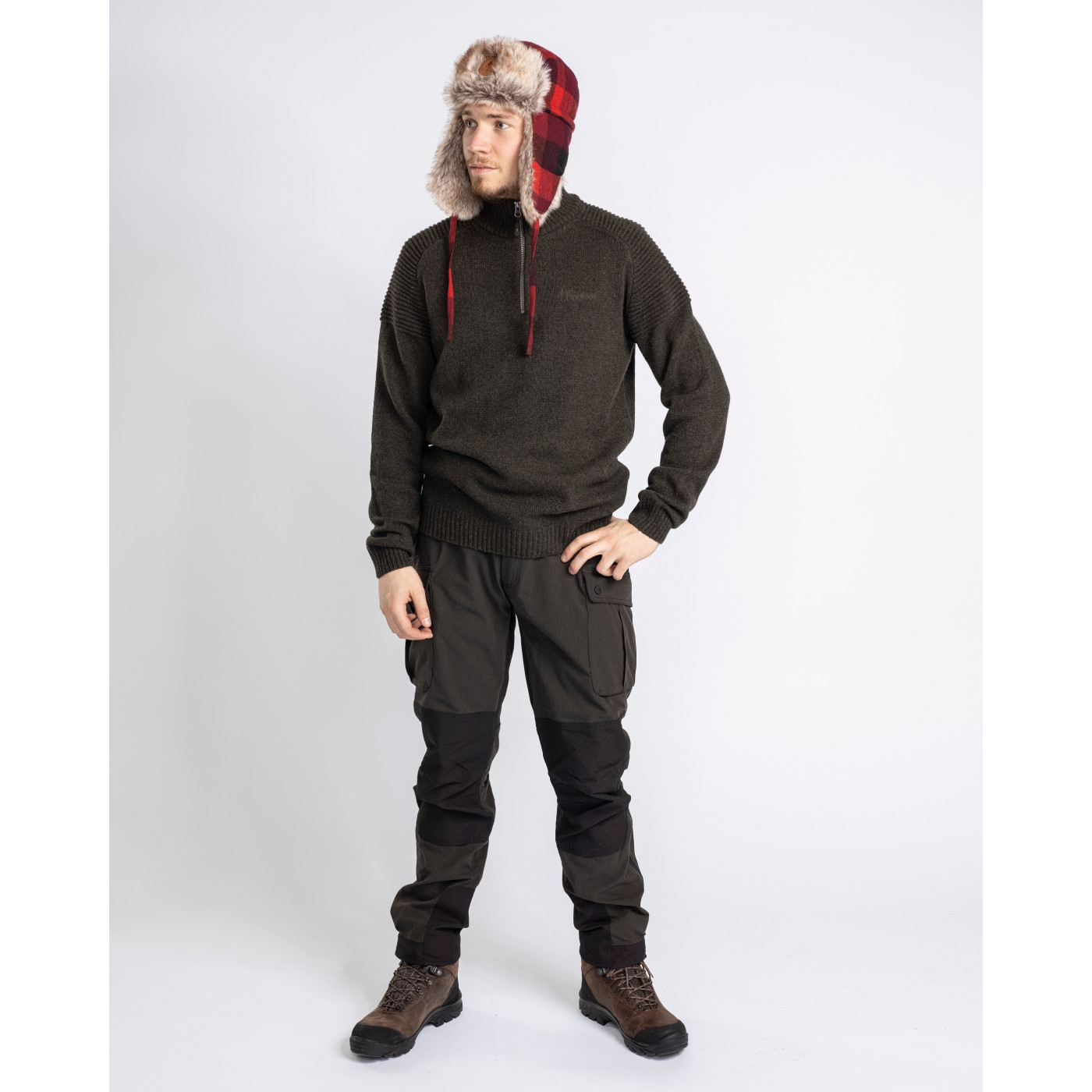 Sweter męski PINEWOOD Varnamo T-Neck 5106